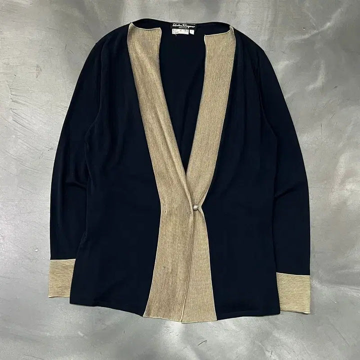 [BUNJANG] Salvatore Ferragamo Color Block Cardigan / 살바토레 페레가모 배색 가디건 y16336