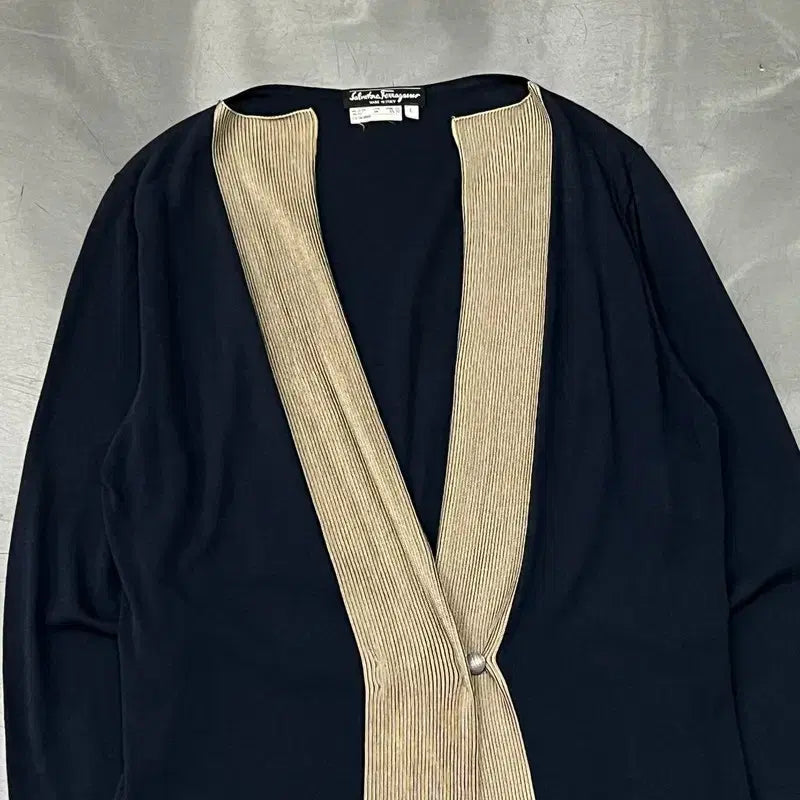 [BUNJANG] Salvatore Ferragamo Color Block Cardigan / 살바토레 페레가모 배색 가디건 y16336