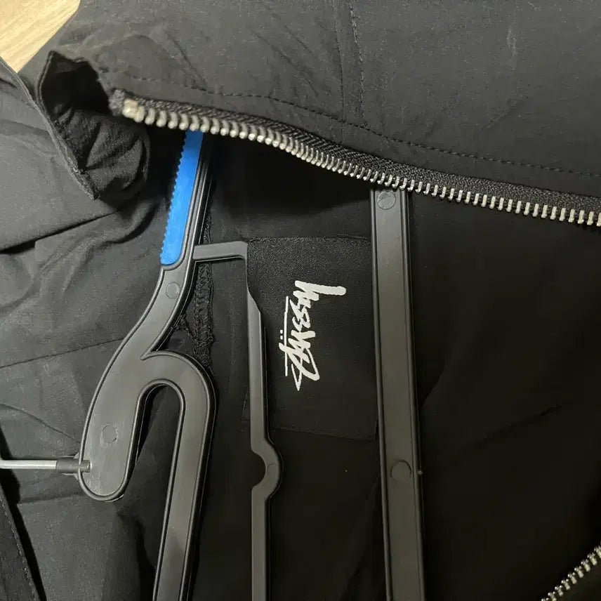 [SOLD OUT] 스투시 블랙 후드 바람막이