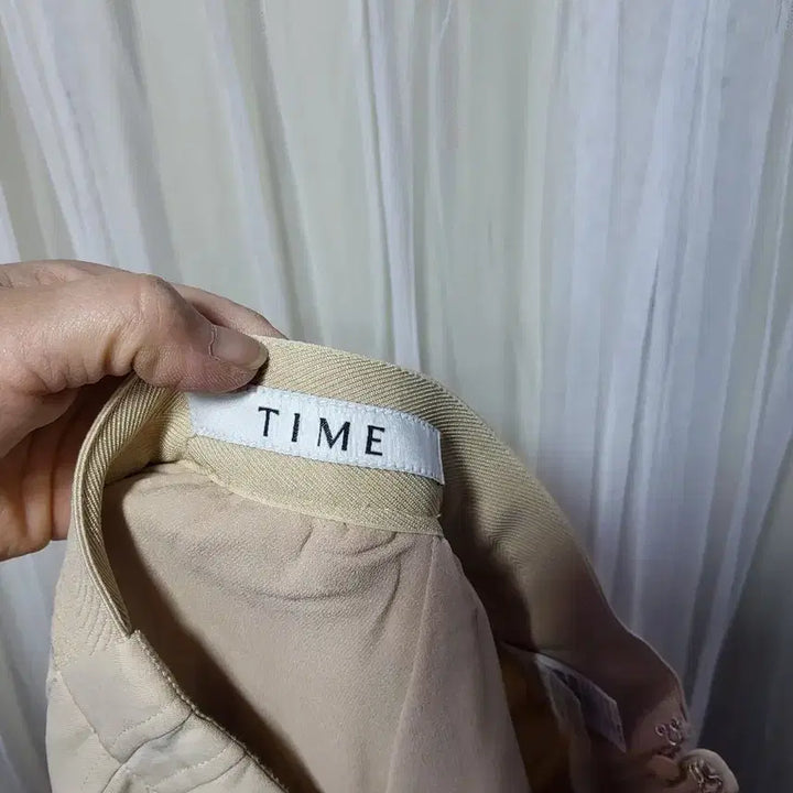 [SOLD OUT] 타임TIME 베이지 플레어 스타일 와이드 바지