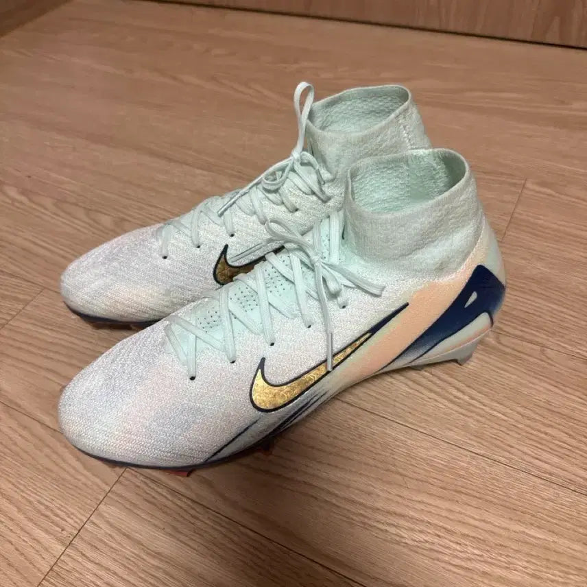 [SOLD OUT] 나이키 베이퍼 16 엘리트 머큐리얼 축구화 FG CR7