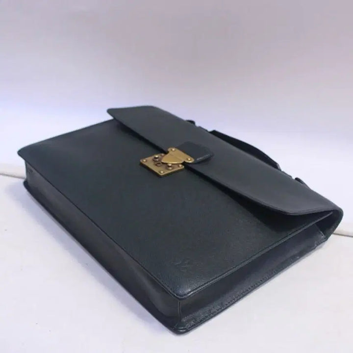 [BUNJANG] Louis Vuitton Taiga Corrado Briefcase / 루이비통 타이가 코라드 그린 브리프케이스 서류가방 열쇠있음