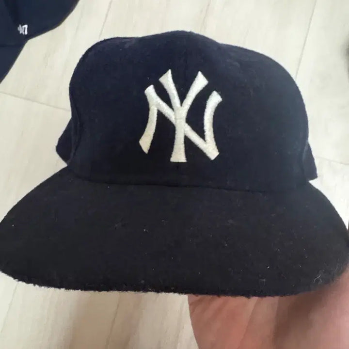 [BUNJANG] New Era Fear of God Yankees Snapback / 뉴에라 피어오브갓 양키스 7/5/8(60.6) 팝니다