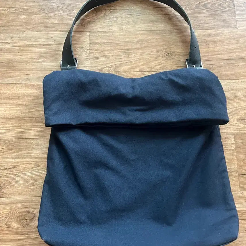 [BUNJANG] Hatching Room Folding Bag / 해칭룸 폴딩백