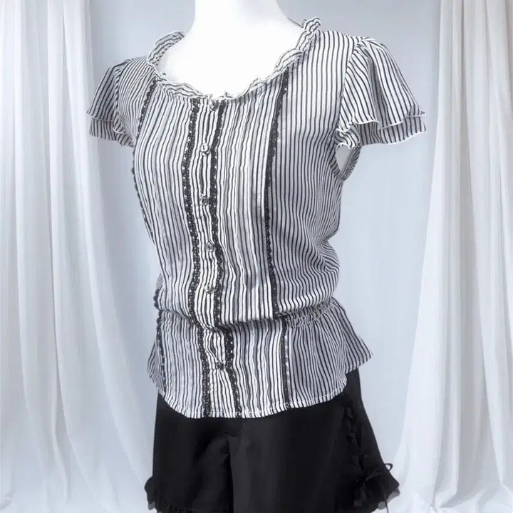 [BUNJANG] Vintage Rogal Gonggemyeoju Striped Blouse / 빈티지 로걀 공겜여주 스트라이프 블라우스 반팔 퍼프 소매 레이스