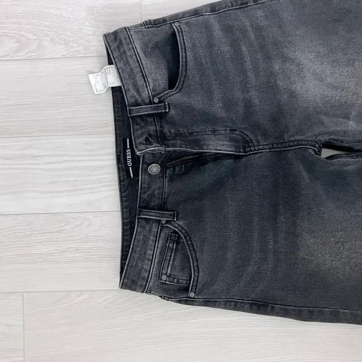 [SOLD OUT] 구매가 10만원 중반대 게스 여자 청바지