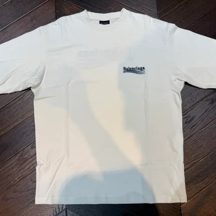 [SOLD OUT] [S] 발렌시아가 라지핏 폴리티컬 캠페인 웨이브 티셔츠