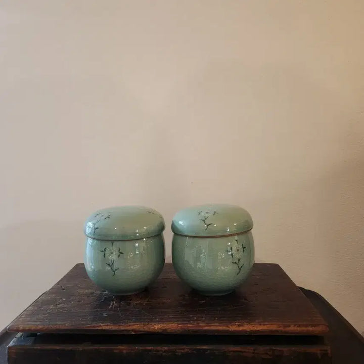 [BUNJANG] Celadon Porcelain Floral Motif Teacup Set / 상감청자 화훼문 뚜껑 부부 찻잔 세트