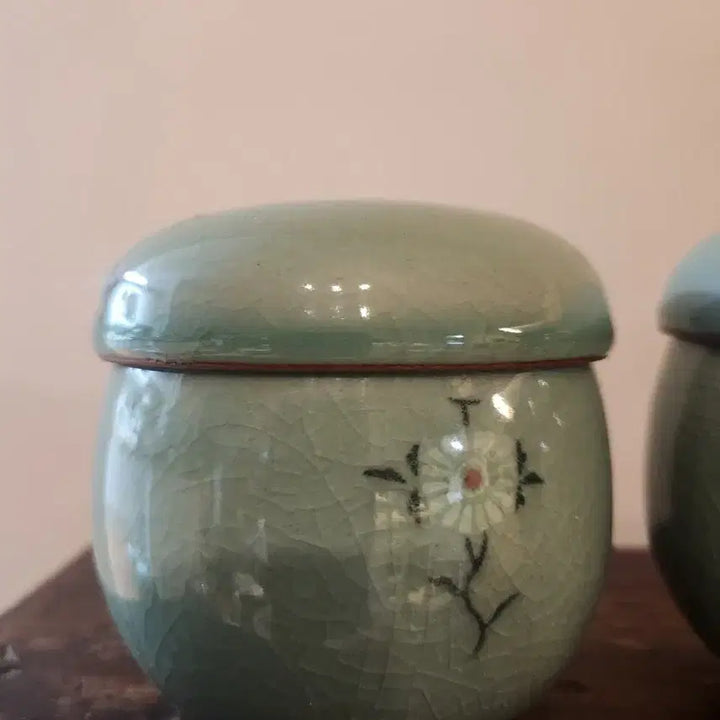 [BUNJANG] Celadon Porcelain Floral Motif Teacup Set / 상감청자 화훼문 뚜껑 부부 찻잔 세트