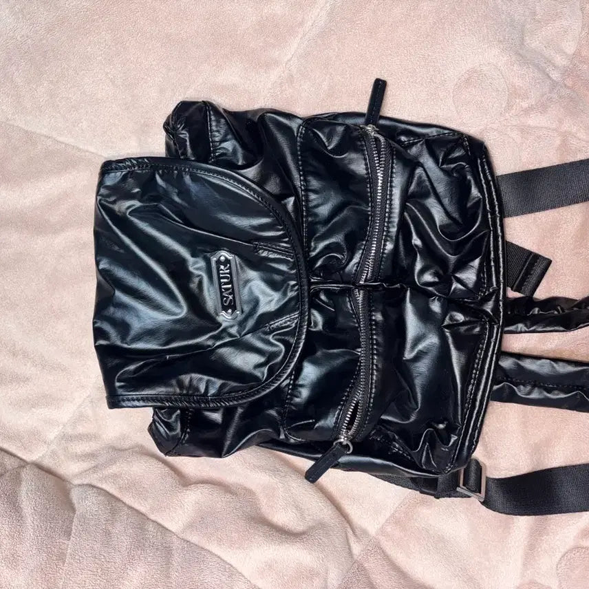 [BUNJANG] SATUR Leather Backpack / SATUR 백팩 레더백팩