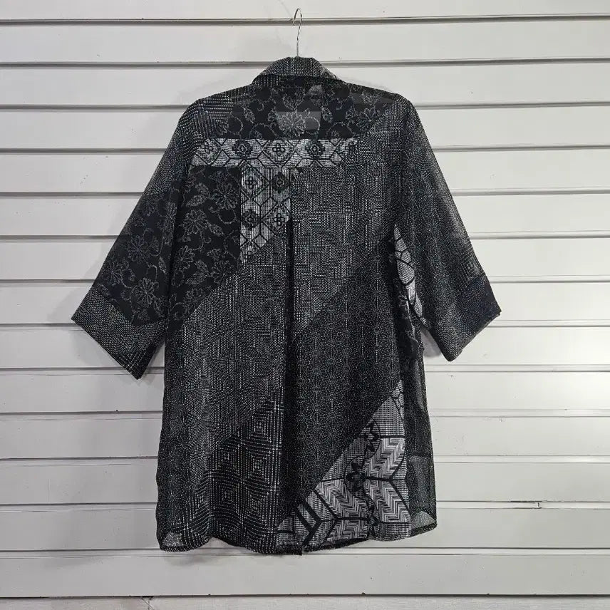 [BUNJANG] Bomeulchagi Cheonsa Floral Pattern Chiffon Blouse / 플라워 패턴무늬 칠부소매 쉬폰 블라우스/보물찾기천사