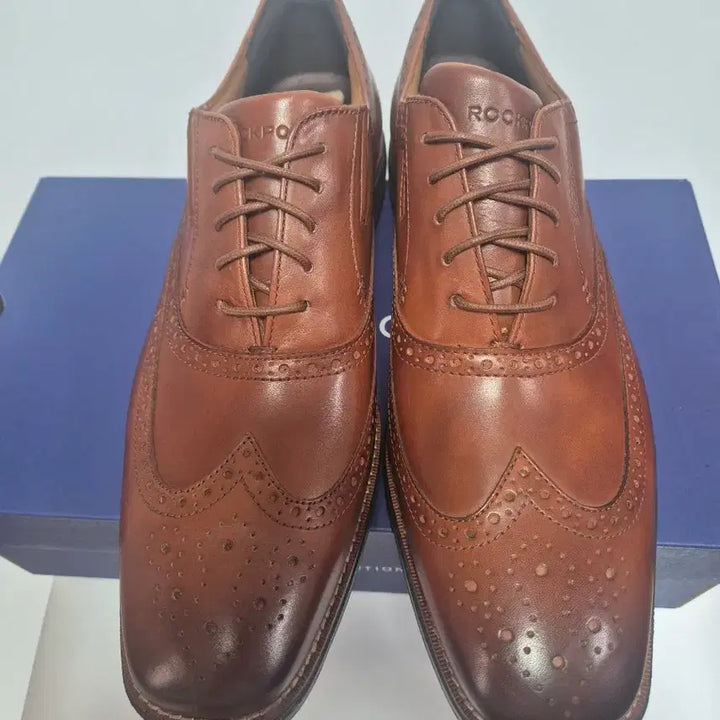 [BUNJANG] Rockport Wingtip Leather Shoes / 락포트 천연가죽 윙팁 클래식 비브람 300