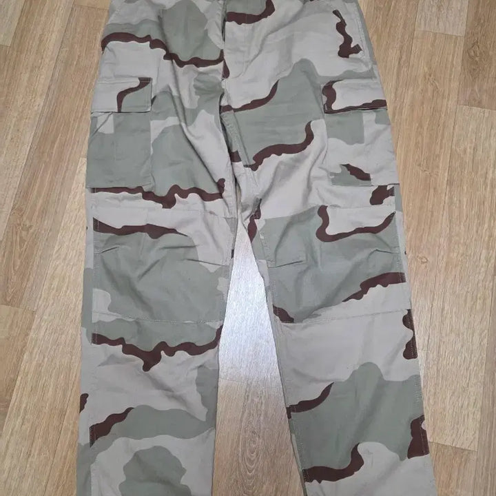 [SOLD OUT] 미군 사막 3색 얼룩무늬 카고 바지