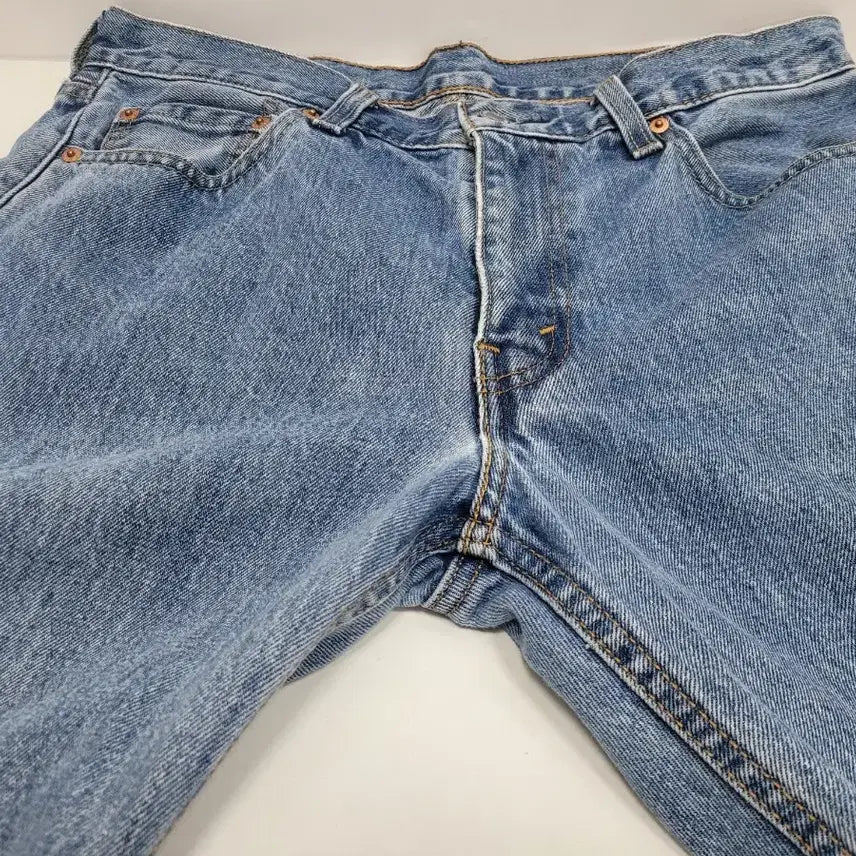 [SOLD OUT] LEVI&