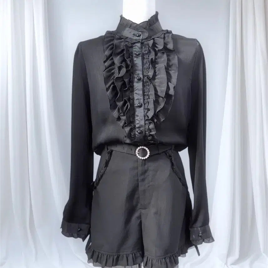 [BUNJANG] Secret Honey Ruffle Blouse &amp; Ribbon Shorts Set / 시크릿허니 고스로리 리본 팬츠+프릴 블라우스