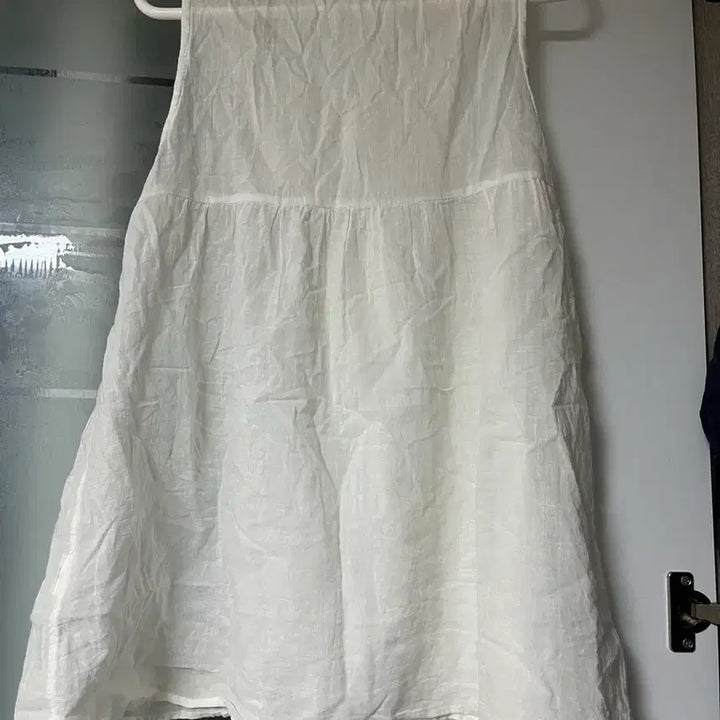 [SOLD OUT] 화이트 프릴 블라우스