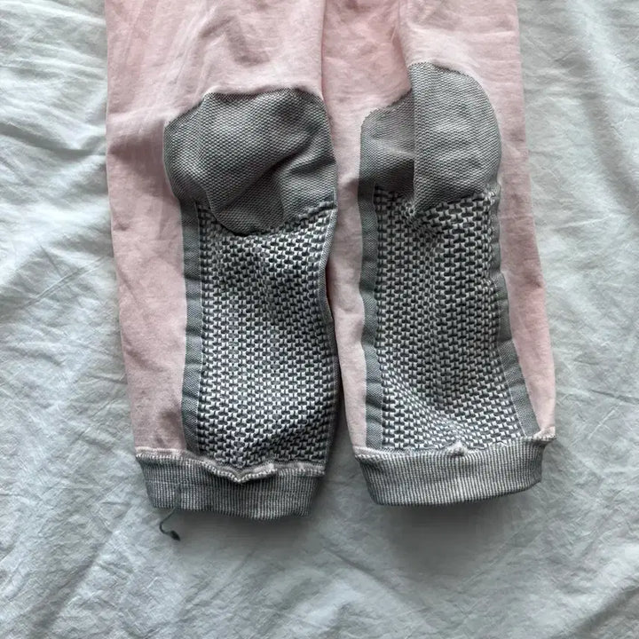 [SOLD OUT] 솔리디아 나이트 압박스타킹 (이염)