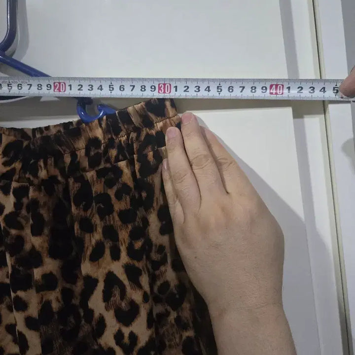 [BUNJANG] Aladdin Leopard Print Pants / 새상품 알라딘  스타일 레오파드 패턴 바지