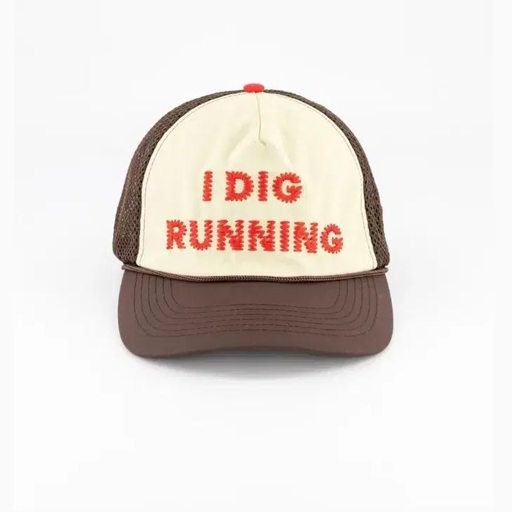 [BUNJANG] OS Alexzoono I Dig Running Trucker Hat Brown / [OS]알렉스조노 아이 디그 러닝 트러커 햇 브라운
