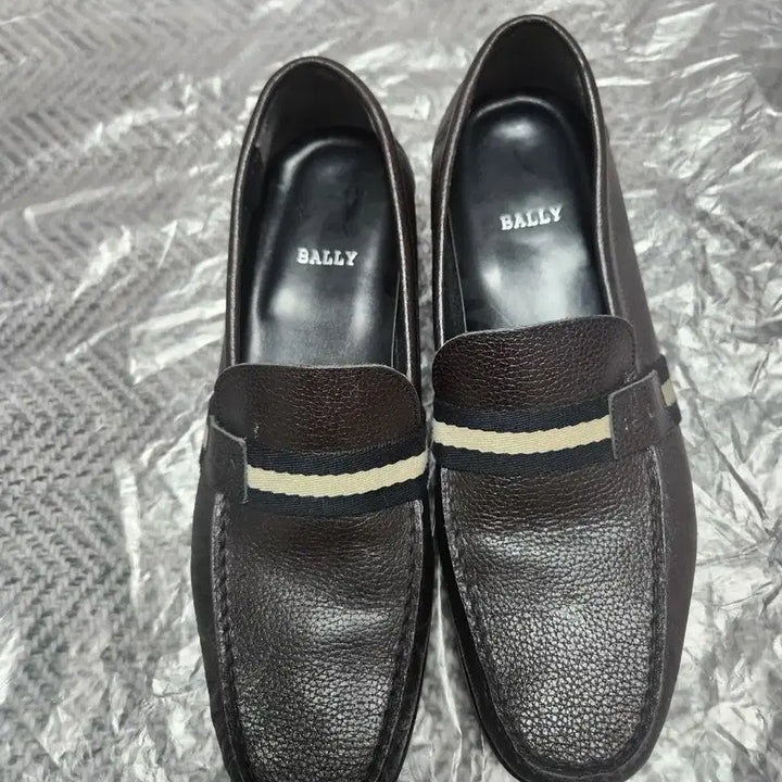 [SOLD OUT] 발리 남성 브라운 로퍼270