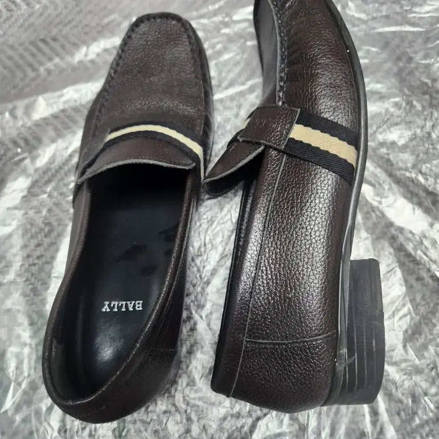 [SOLD OUT] 발리 남성 브라운 로퍼270