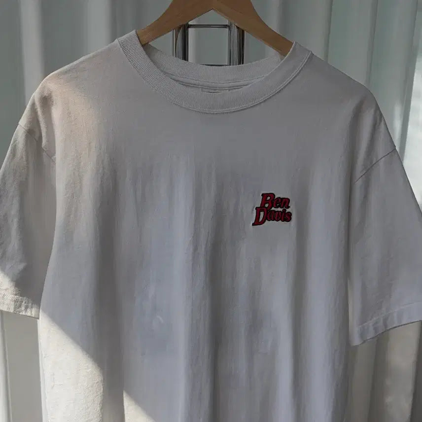[SOLD OUT] [L]벤 데이비스 BEN DAVIS 자수 반팔 티셔츠