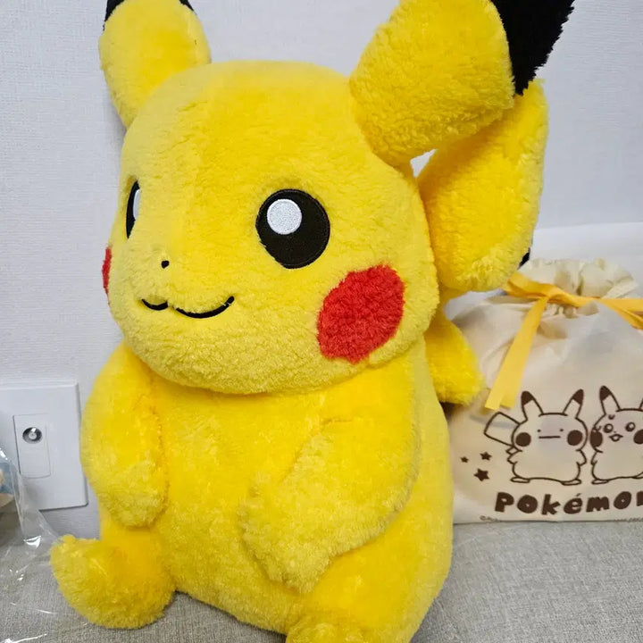 [SOLD OUT] (새상품) 포켓몬 클래식 보아 피카츄 대형 인형