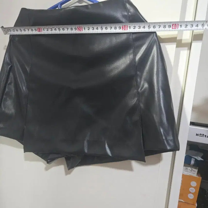 [BUNJANG] Black Leather Skort / 새상품 블랙 레더 숏치마팬츠
