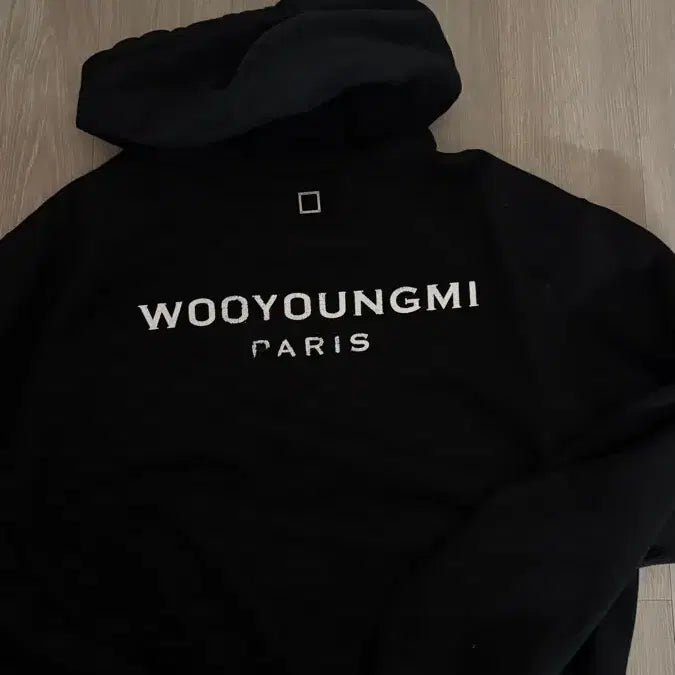 [BUNJANG] Wooyoungmi Logo Hoodie Black (Size 48) / 우영미 백로고 후드티 블랙48 황금 사이즈