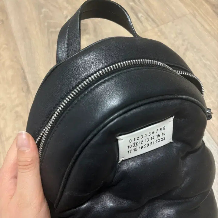 [SOLD OUT] 메종 마르지엘라 블랙 백팩 S56WA0014