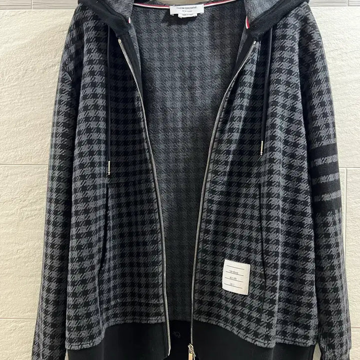 [BUNJANG] Thom Browne Check Jacquard Hooded Zip-Up (Size 3) / 톰브라운 체크 자카드 후드 집업 3