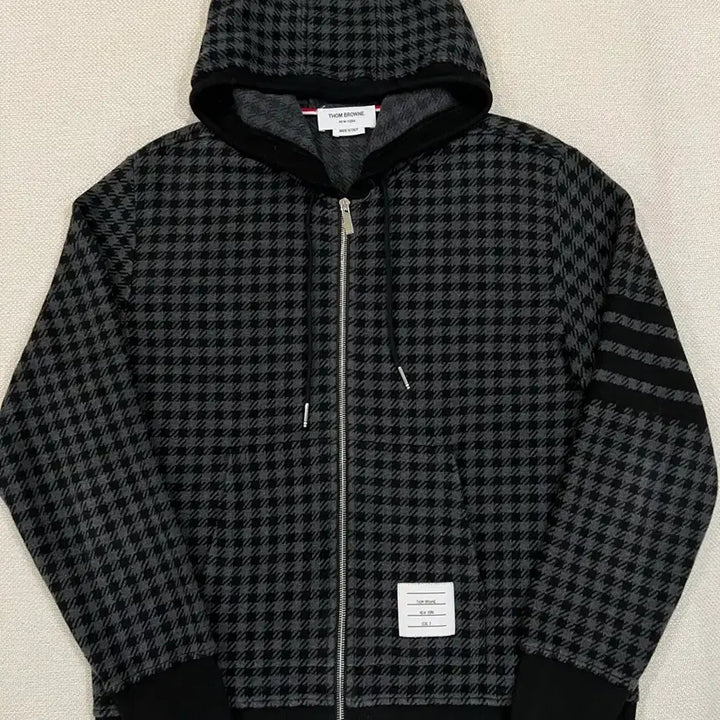 [BUNJANG] Thom Browne Check Jacquard Hooded Zip-Up (Size 3) / 톰브라운 체크 자카드 후드 집업 3