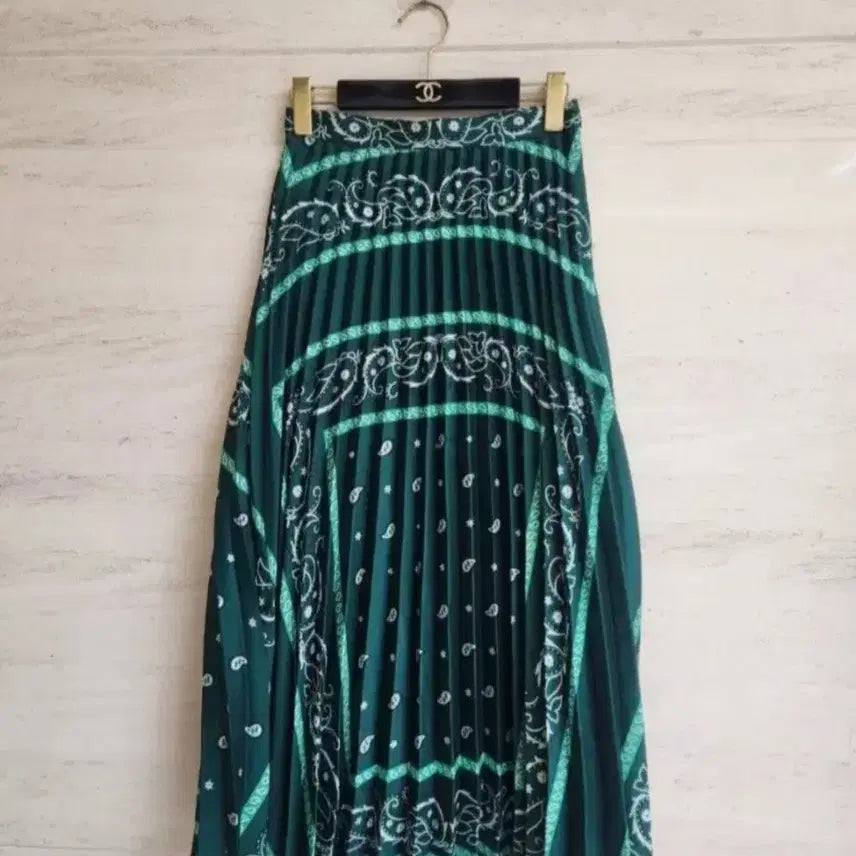 [SOLD OUT] 산드로 반다나 플리츠스커트 1사이즈(새상품)