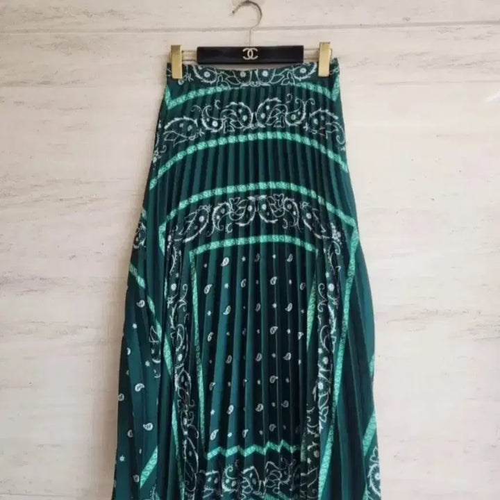 [SOLD OUT] 산드로 반다나 플리츠스커트 1사이즈(새상품)