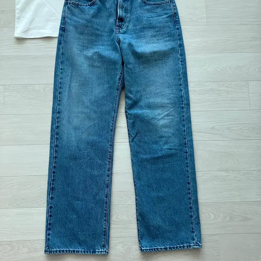 [SOLD OUT] 유니클로 여자 jw앤더슨 청바지