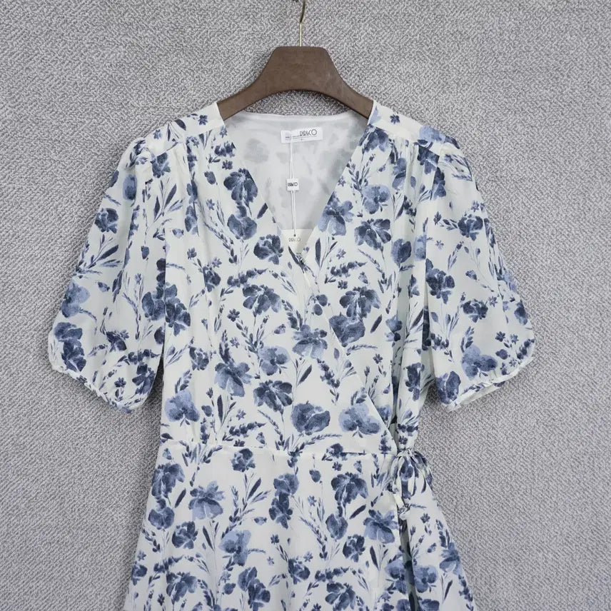 [BUNJANG] Liri&amp;co Cluding V-neck Flower Wrap Dress / [미사용] 리리앤코 클루딩 브이넥 플라워 랩 원피스 3size