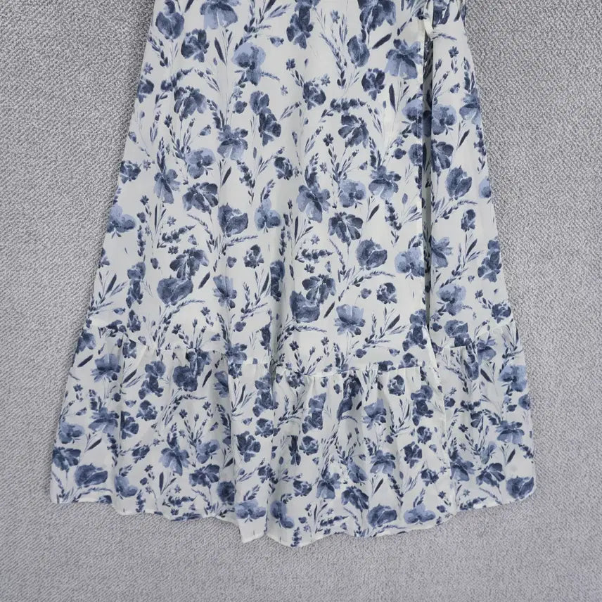 [BUNJANG] Liri&amp;co Cluding V-neck Flower Wrap Dress / [미사용] 리리앤코 클루딩 브이넥 플라워 랩 원피스 3size