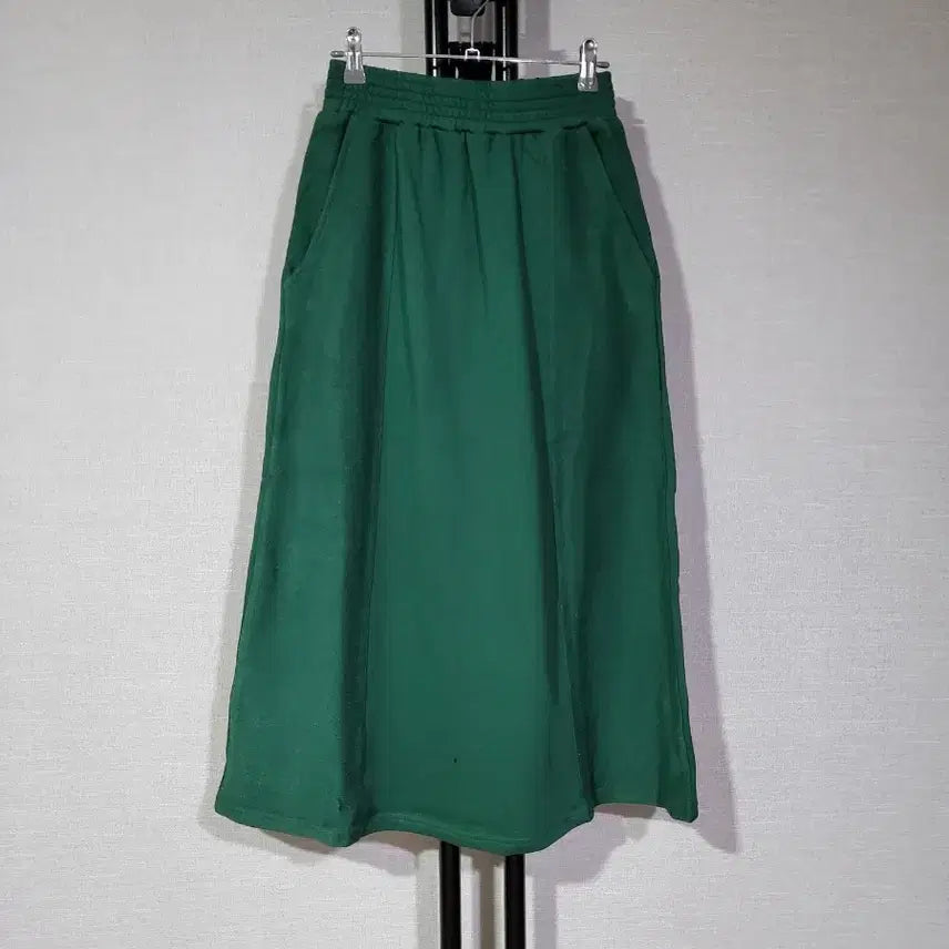 [SOLD OUT] 새상품) 제너럴아이디어 드로잉 클로버 롱 스커트 F