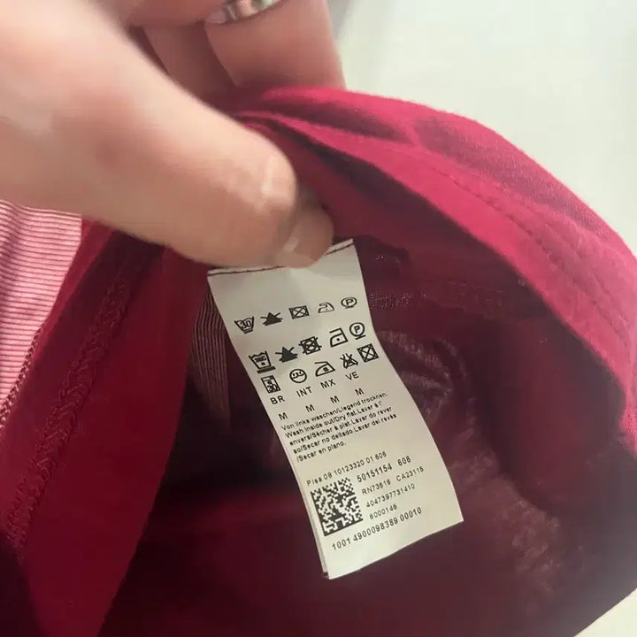 [BUNJANG] Hugo Boss Burgundy Stripe Long Sleeve T-shirt / 휴고보스 버건디 스트라이프 긴팔 티셔츠
