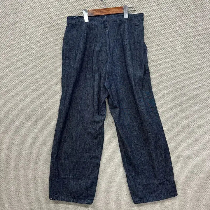 [SOLD OUT] 빈티지 와이드핏 데님 청바지 L M14604