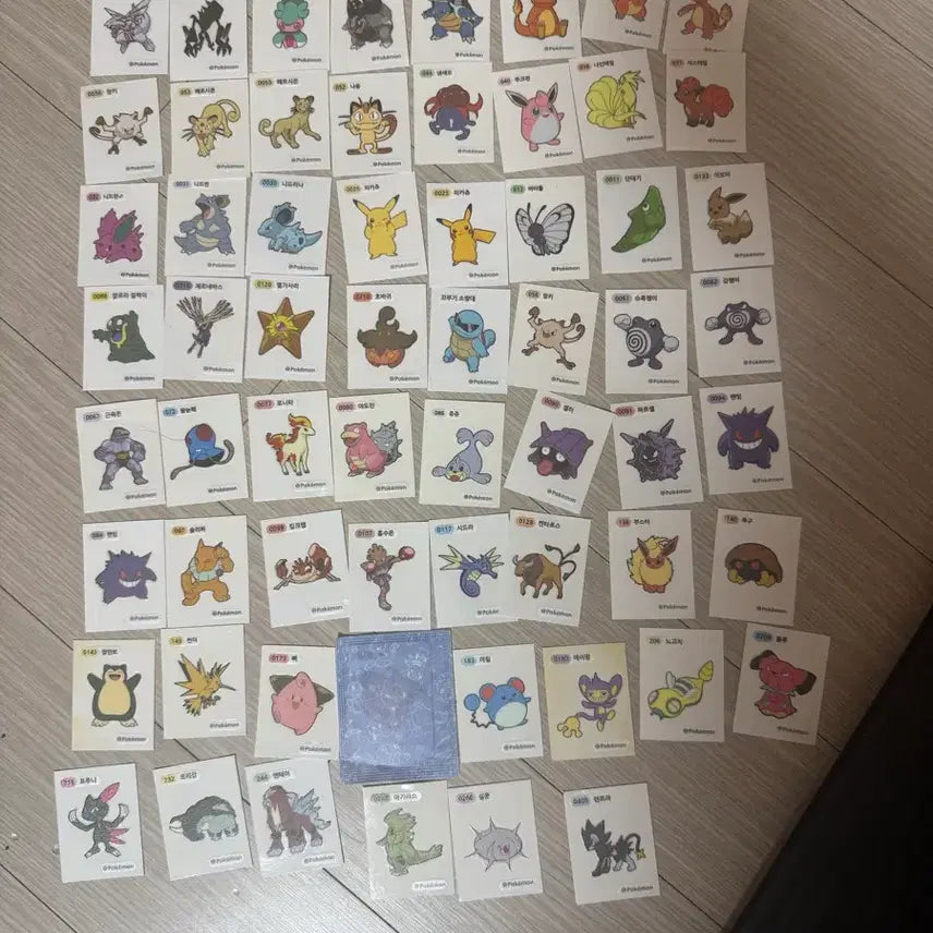 [BUNJANG] Pokemon Tteokbokki Stickers / 포켓몬 띠부씰