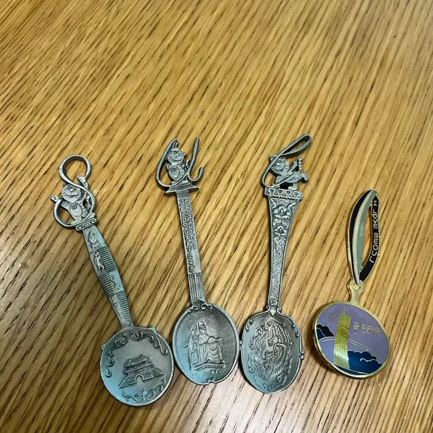 [BUNJANG] Olympic Souvenir Spoon Set / 올림픽 관광 기념 스푼 세트 (서울N타워 외)