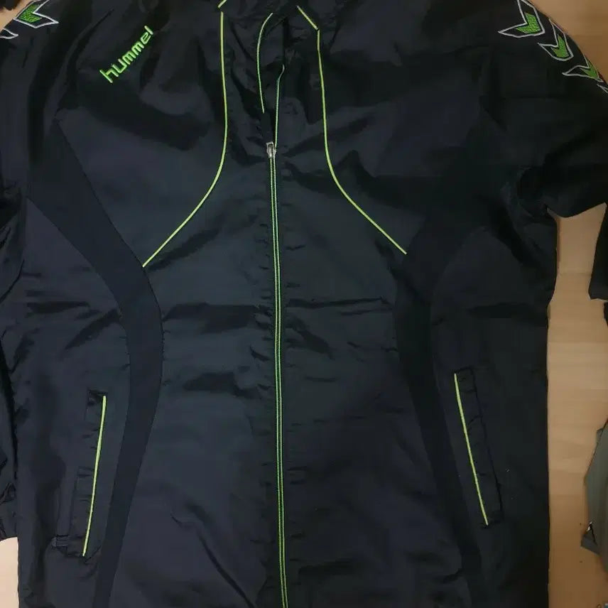 [SOLD OUT] 험멜 우븐 트랙자켓 xl 키175(택은170~179)