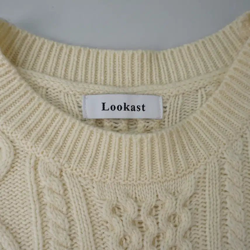 [BUNJANG] Lookast 23SS Low Cable Wool Short-Sleeve Knit Top / 룩캐스트 23SS 로우 케이블 울 반팔 니트 free