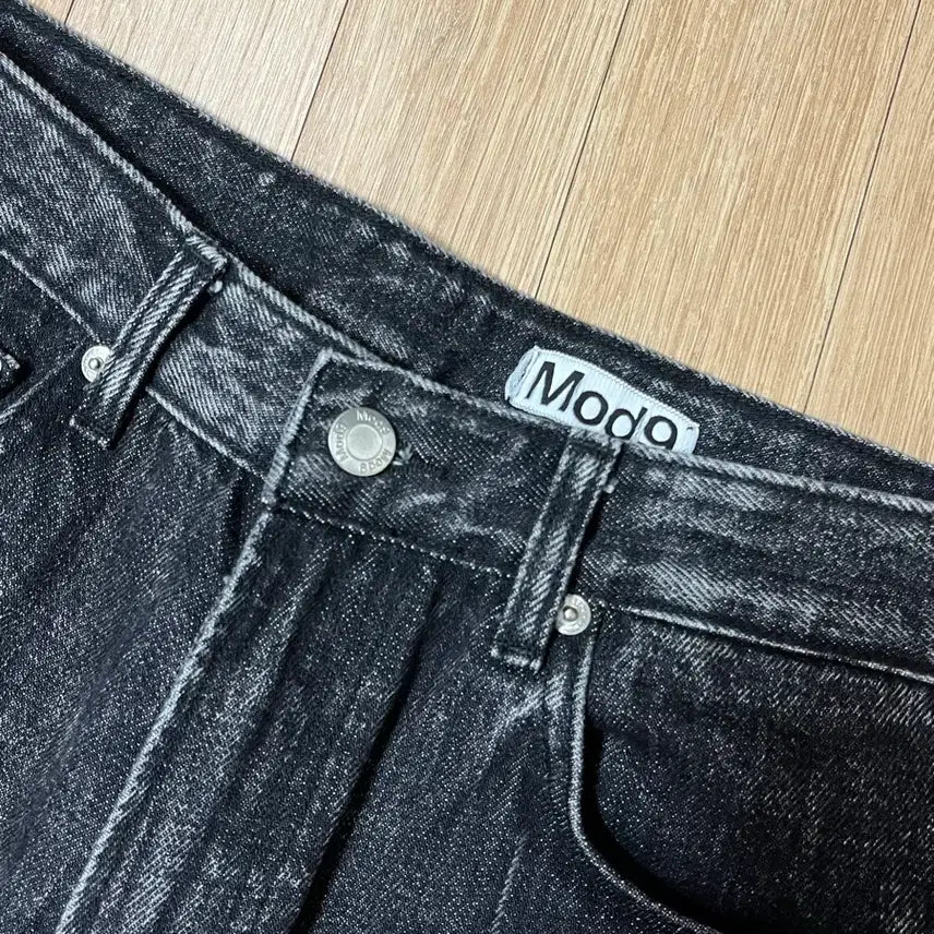 [BUNJANG] Modnine Black Stardust Jeans (Size 30) / 새상품 - 모드나인 블랙스타더스트 (30)