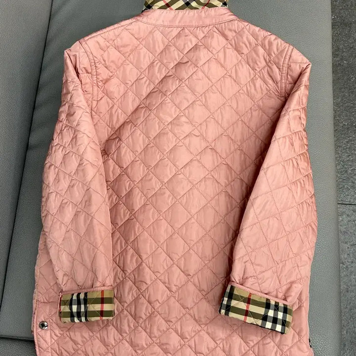 [BUNJANG] Burberry Kids Pink Quilted Coat Jacket (10 Years) / 버버리 키즈 핑크 퀼팅 코트자켓(10세)
