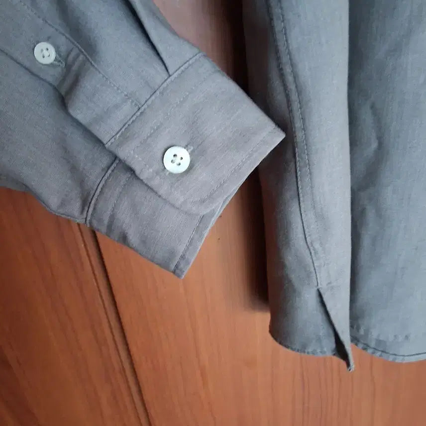 [BUNJANG] 8 Seconds Collar Long-Sleeve Shirt (Gray, Size M) / 에잇세컨즈 카라넥 긴팔 셔츠 95 (M)