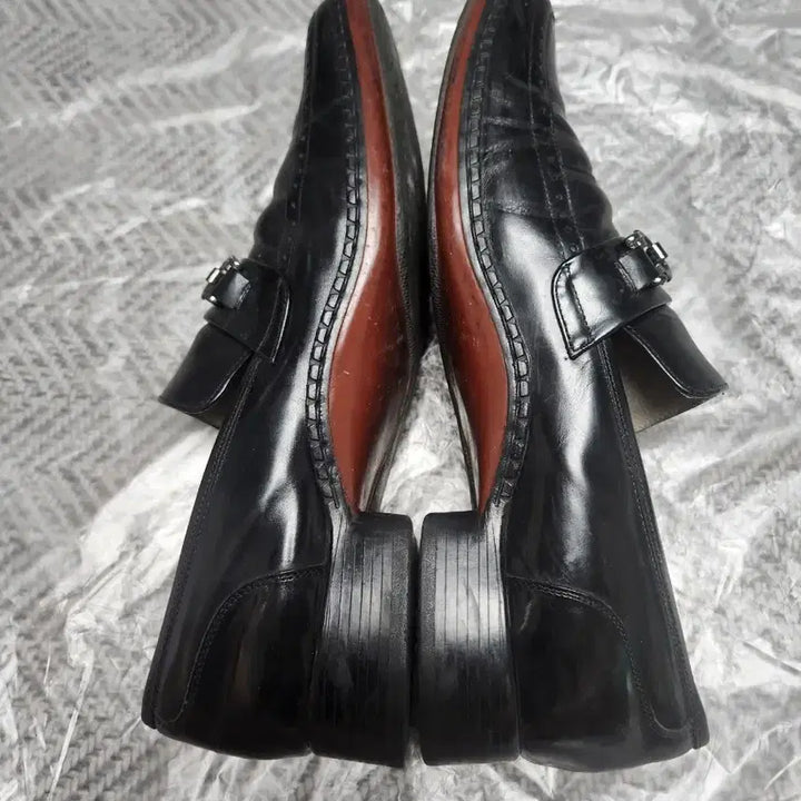 [SOLD OUT] 탠디 남성 검정색 가죽 로퍼265
