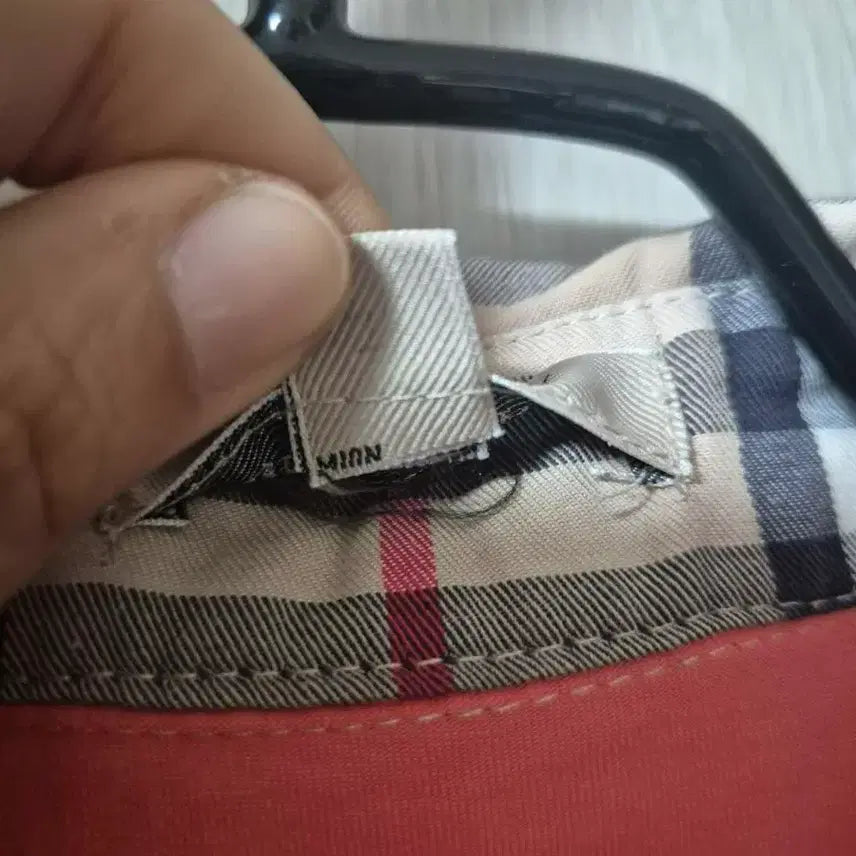 [BUNJANG] Burberry Checkered Long Sleeve Polo Shirt / (정품) 버버리 체크 카라티 긴팔 티셔츠 라지 66