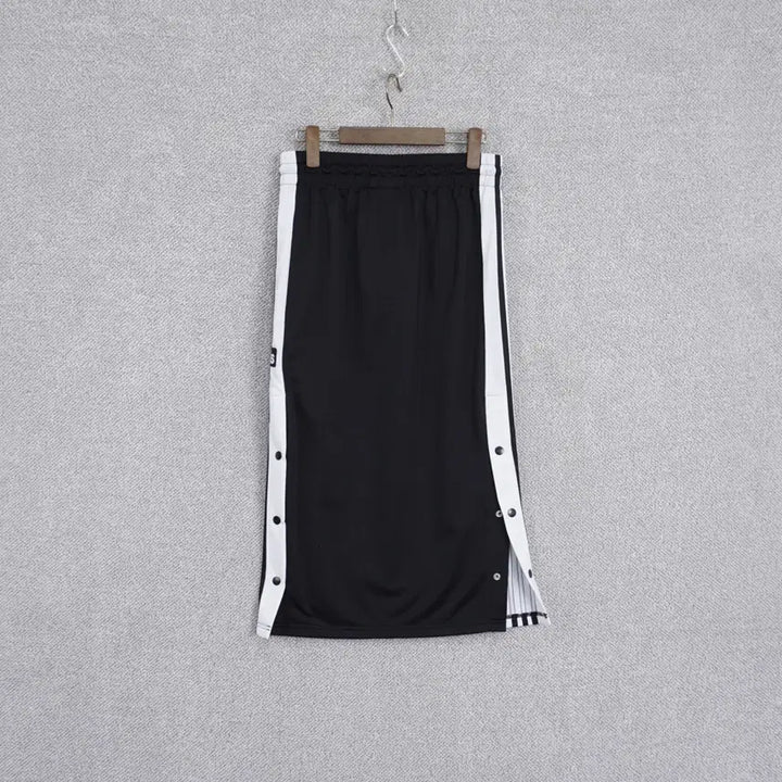 [SOLD OUT] [미사용] 아디다스 아디브레이크 밴딩 스커트 M